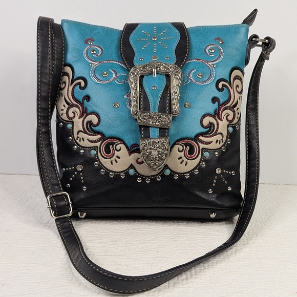 Western Concealed Carry Crossbody Bag Vegan Studded Bag NWOT - Picture 1 of 16